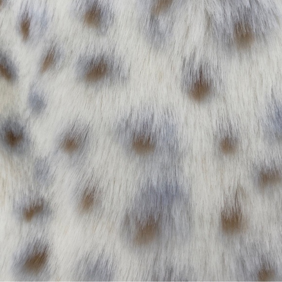 RAGA Siberian Snow Leopard Faux Fur Coat Jacket Women's Size 2X NWT - Picture 10 of 11